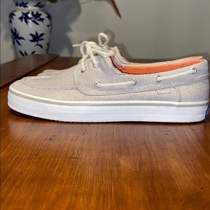 Keds light tan boat shoes with sparkle,new, size 7